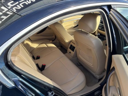 2015 BMW 3 Series - thumbnail 5