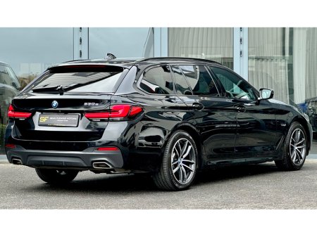 2023 BMW 5 Series - photo 4