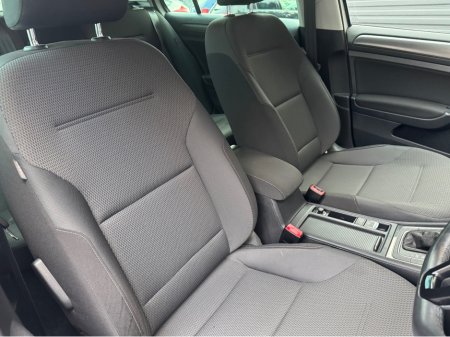 2018 Volkswagen Golf - thumbnail 11