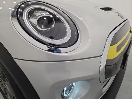 2021 MINI Hatch Electric Level 1 €12,950 thumbnail