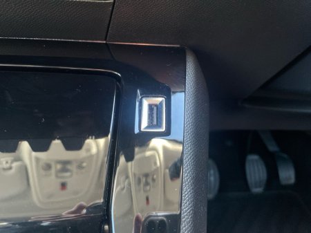 2021 Peugeot 2008 1.5 BlueHDI 110bhp Allure €19,975 thumbnail