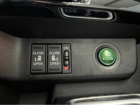 2017 Honda Stepwagon €21950 2017 HONDA STEPWAGON 7 SEATER AUTOMATIC  HYBRID G SENSING 2.0 AUTOMATIC / CRUISE CONTROL / REVERSE CAMERA / AUTOMATIC DOORS / 7 SEATS €21,950 thumbnail