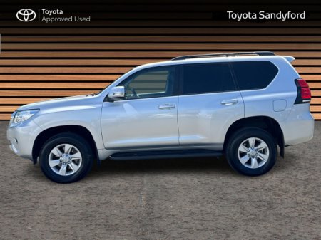 2023 Toyota Landcruiser AUTO PLUS LEATHER // COMMERCIAL // LEATHER SEATS // TOW HITCH // REAR CAMERA // BLUETOOTH // AIR CON // PRICE IS PLUS VAT €51,950