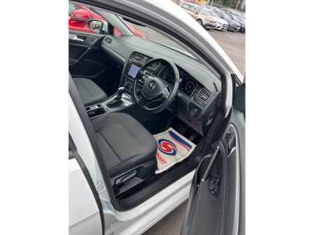 2018 Volkswagen Golf 1.2 TSI 110 bhp DSG Trendline €18,450 thumbnail