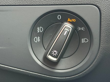 2019 Volkswagen Tiguan - thumbnail 25