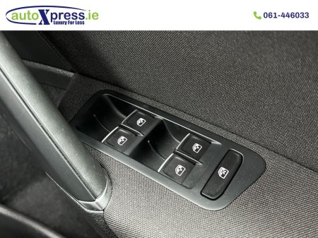 2018 Volkswagen Golf - thumbnail 30