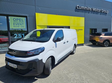 2025 Opel Vivaro  €25,950