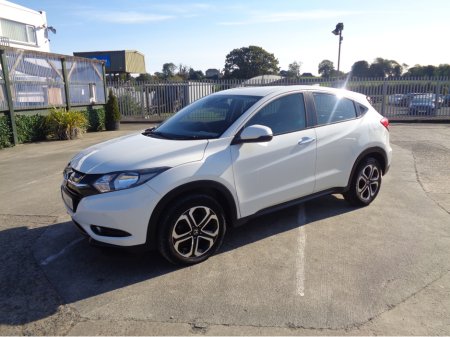 2018 Honda HR-V NEW NCT 2026, AUTO. VTEC, €270 TAX, LOW KMS. S./HISTORY. €20,999