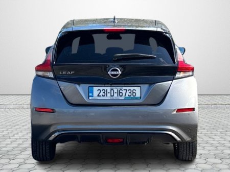 2023 Nissan Leaf - thumbnail 10