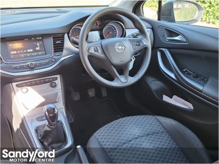 2017 Opel Astra - thumbnail 27