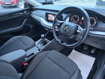 2022 Skoda Octavia - thumbnail 21