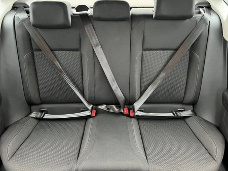 2019 Volkswagen Polo COMFORTLINE 1.0 TSI AUTO // FULL SERVICE HISTORY // DIAMOND CUT ALLOYS // APPLE CARPLAY/ANDROID AUTO €16,900 thumbnail