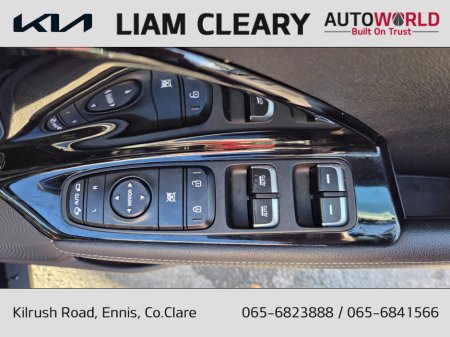 2017 Kia Niro - thumbnail 17