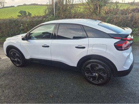 2022 Citroen C4 FEEL BLUEHDI 110 COMMERCIAL MY22. MY22.3 4 €18,750 thumbnail