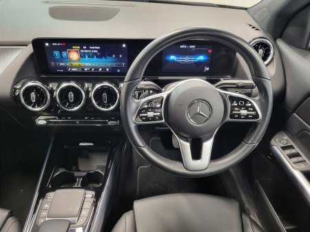 2023 Mercedes-Benz GLA Class GLA 200 A/T Progressive €39,975 thumbnail