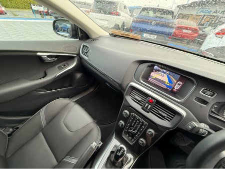 2019 Volvo V40 MOMENTUM - D4 2.0L DIESEL - AUTO - 12M WARRANTY - CAR: 1616 thumbnail