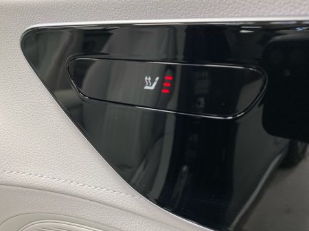 2024 Mercedes-Benz EQE - thumbnail 19