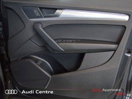 2023 Audi Q5 50 TFSI-e 299HP S tronic quattro SE €53,499 thumbnail