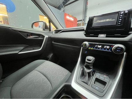 2019 Toyota Rav4 €27950 2019 TOYOTA RAV4 HYBRID X 2.5 AUTOMATIC / CRUISE CONTROL AND MORE €27,950 thumbnail