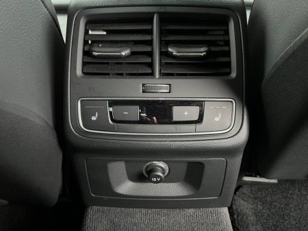 2019 Audi A4 1.4 TFSI AUTO * HIGH SPEC * // 18" ALLOYS // LEATHER HEATED SEATS // APPLE CARPLAY/ANDROID AUTO €25,950 thumbnail