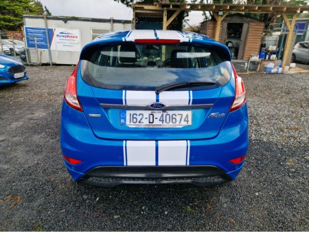 2016 Ford Fiesta 1.0l petrol Auto | High spec €11,450 thumbnail