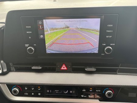 2022 Kia Sportage Premium Spec 1.6d 18inch alloys , *warranty till 2029* Multi-Function Steering Wheel, Climate Control, Lane Departure Warning, Rear Parking Sensors €31,900 thumbnail