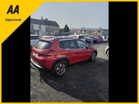 2017 Peugeot 2008 - thumbnail 8