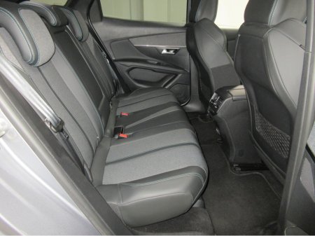 2021 Peugeot 3008 - thumbnail 13