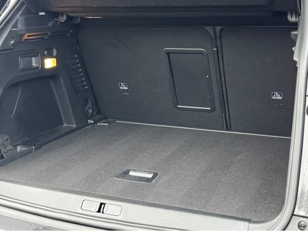 2023 Peugeot 3008 - thumbnail 8