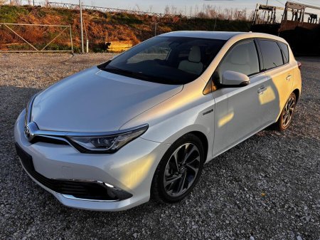 2016 Toyota Auris - thumbnail 8