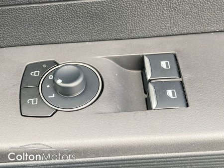 2026 Ford Transit Courier - thumbnail 17