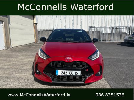 2024 Toyota Yaris - photo 2