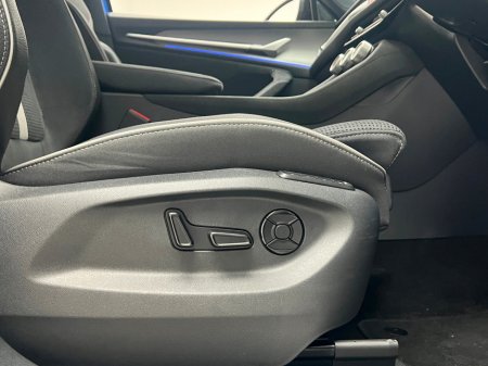 2025 Skoda Kodiaq SPORTLINE IV 1.5 PHEV DSG €48,990 thumbnail