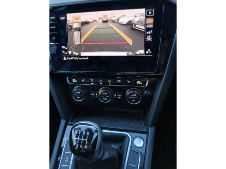 2020 Volkswagen Passat 2.0 TDI R-LINE  6SP 150 BHP ESTATE   : LOW MILEAGE : FINANCE ARRANGED : €23,950 thumbnail