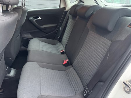 2011 Volkswagen Polo CL 1.2 MANUAL €5,895 thumbnail