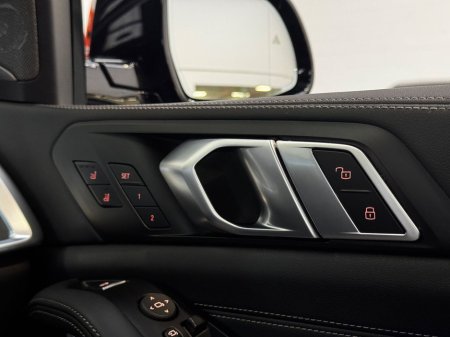 2023 BMW X5 XDRIVE50E M SPORT thumbnail