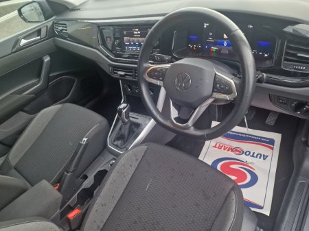 2023 Volkswagen Polo Life 1.0 TSI 95HP D7F 5DR Auto €20,950 thumbnail