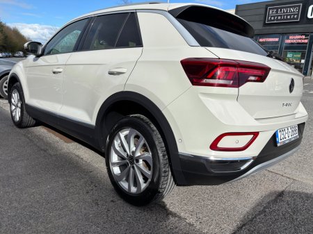 2023 Volkswagen T-Roc - thumbnail 16