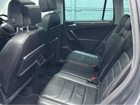 2020 Volkswagen Tiguan - thumbnail 13