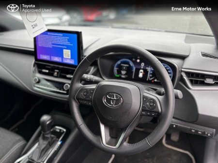 2025 Toyota Corolla COROLLA HB LUNA €29,950 thumbnail