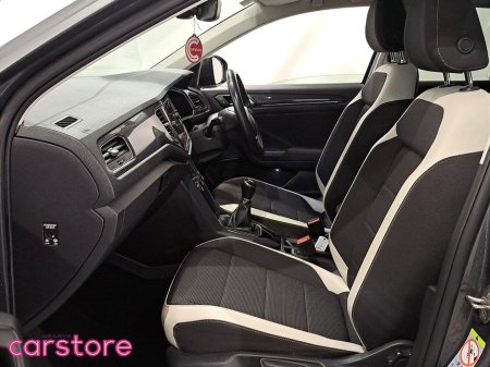 2019 Volkswagen T-Roc - thumbnail 9