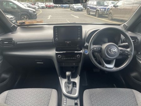 2024 Toyota Yaris Cross - thumbnail 8