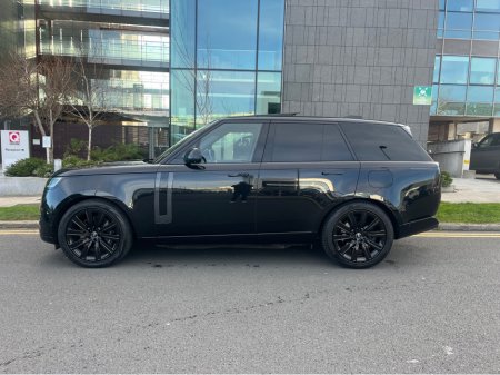 2024 Land Rover Range Rover P550e Autobiography €139,950