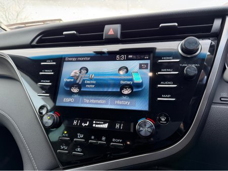 2020 Toyota Camry - thumbnail 28