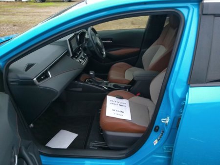 2019 Toyota Corolla - thumbnail 6