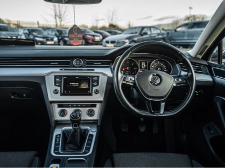 2015 Volkswagen Passat 152 VW Passat 2.0tdi/New NCT/Warranty €9,888 thumbnail