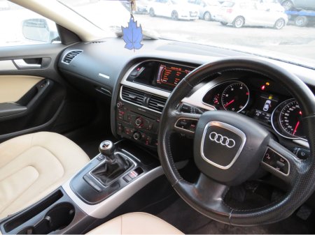 2011 Audi A5 - thumbnail 9