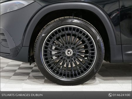 2025 Mercedes-Benz EQB EQB 300 4Matic AMG LINE PREMIUM PLUS *7 SEATER*: SLIDING DOUBLE SUNROOF, KEYLESS ENTRY, HEADS UP DISPLAY, ELECTRIC MEMORY SEATS, 360 CAMERAS €53,945 thumbnail