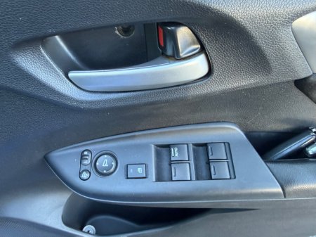 2014 Honda Fit - thumbnail 19