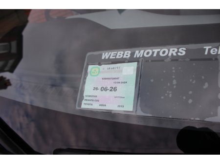 2015 Toyota Aqua SOLD thumbnail